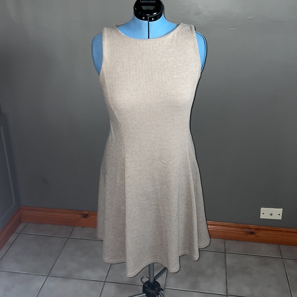 Ralph Lauren Knee Length houndstooth print fit and flare beige Dress sz l large
